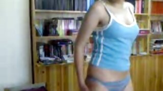 Kinky کلیپ سکسی ترکی تمام گیلے ، شوکیا ، brunette GF بیکار دو lollicocks میں گرم ، شہوت انگیز غسل
